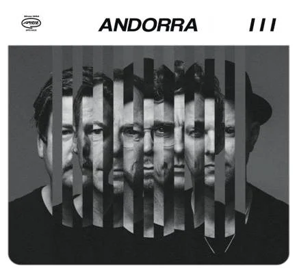 hundredrecords2663895