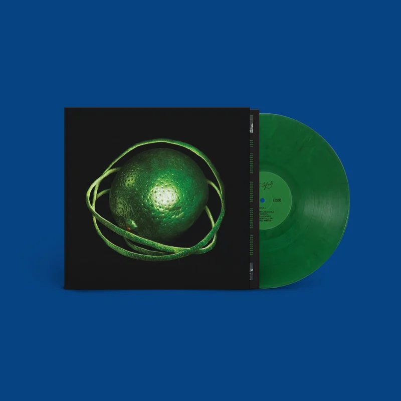 hundredrecords2677914