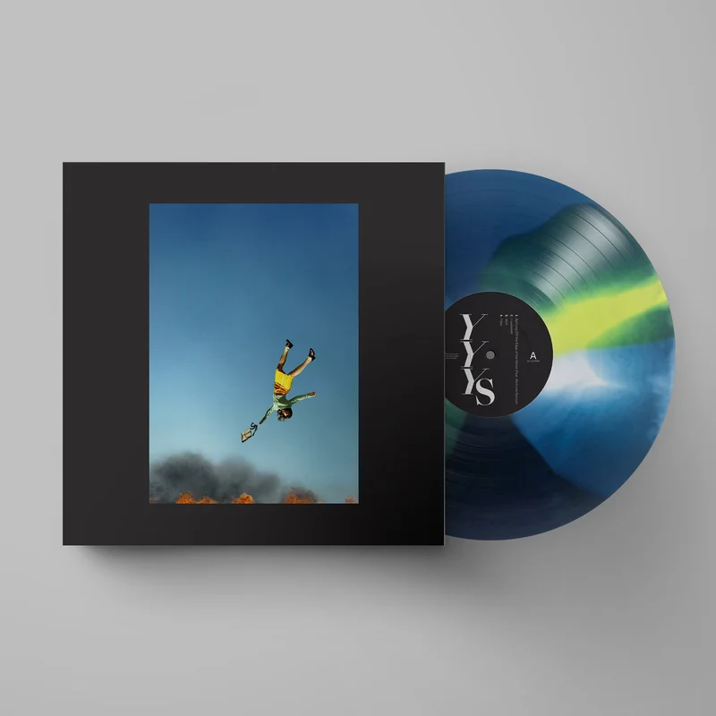 hundredrecords2685345